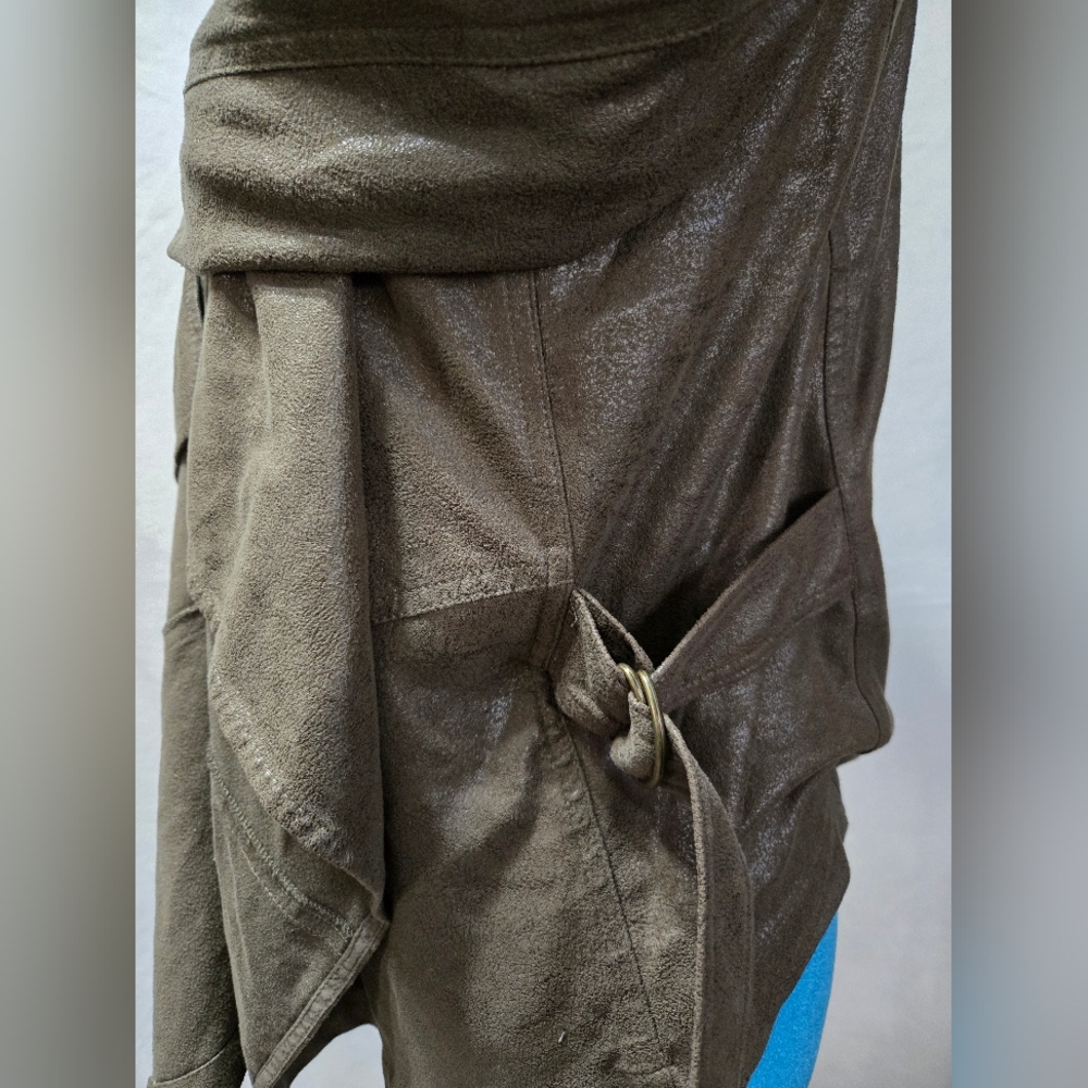 Charlotte Russe Olive Draped Blazer - Picture 5 of 6